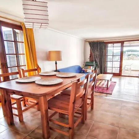 Apartment Apartament One Geranis *